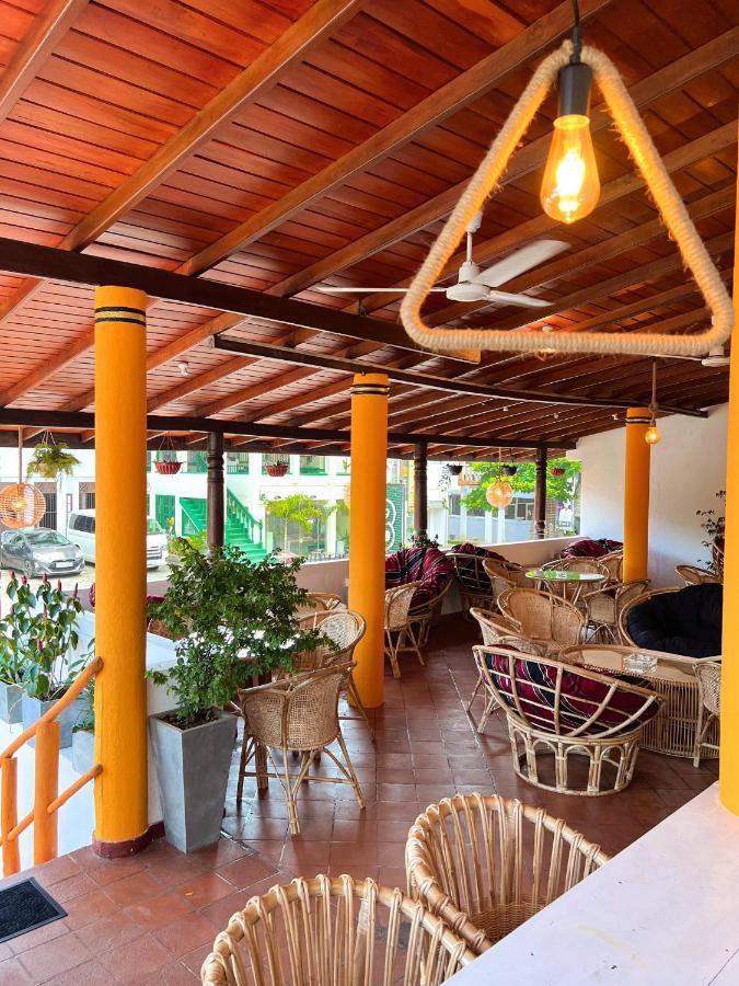 Hummus Hostel Hikkaduwa Luaran gambar