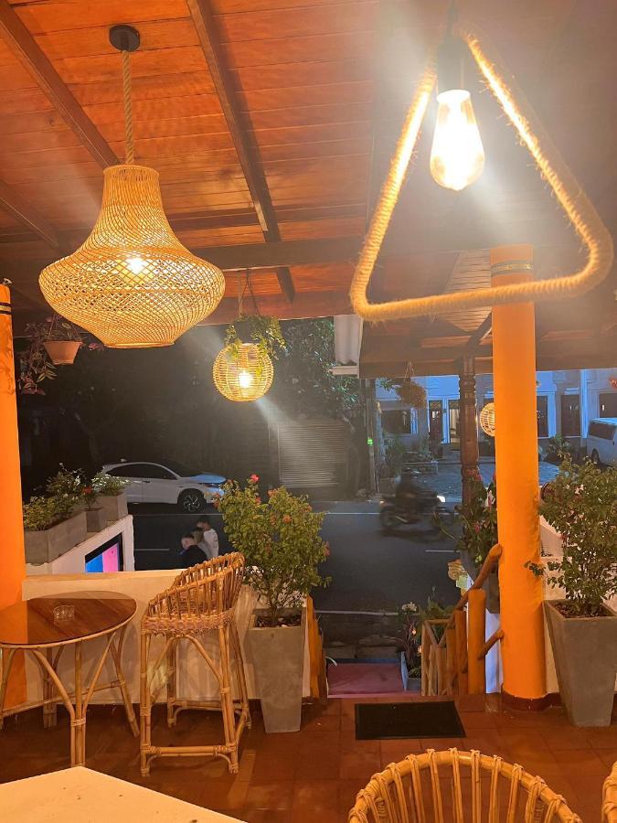 Hummus Hostel Hikkaduwa Luaran gambar