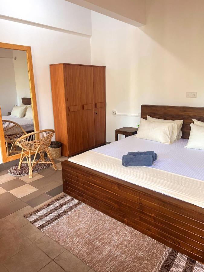 Hummus Hostel Hikkaduwa Luaran gambar