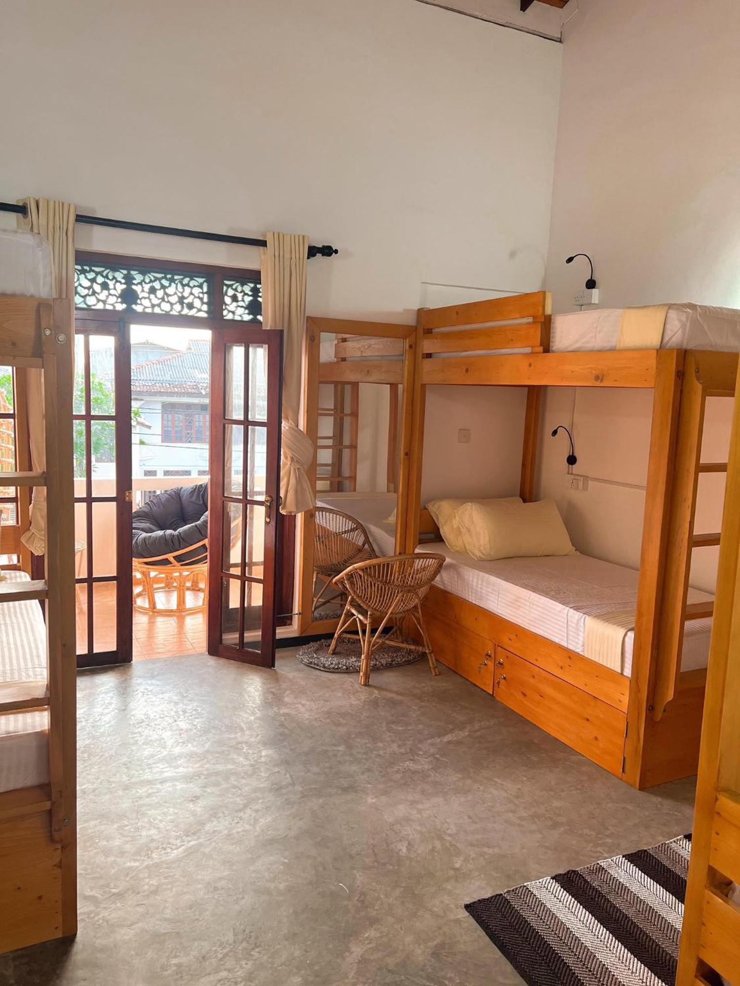Hummus Hostel Hikkaduwa Luaran gambar