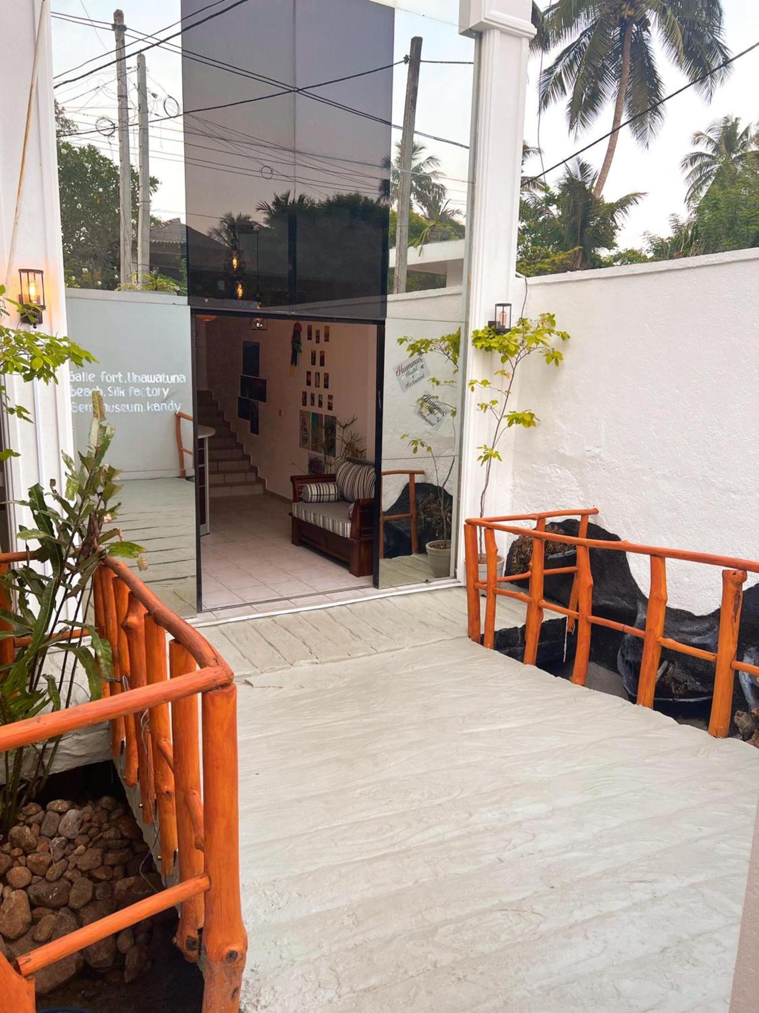 Hummus Hostel Hikkaduwa Luaran gambar