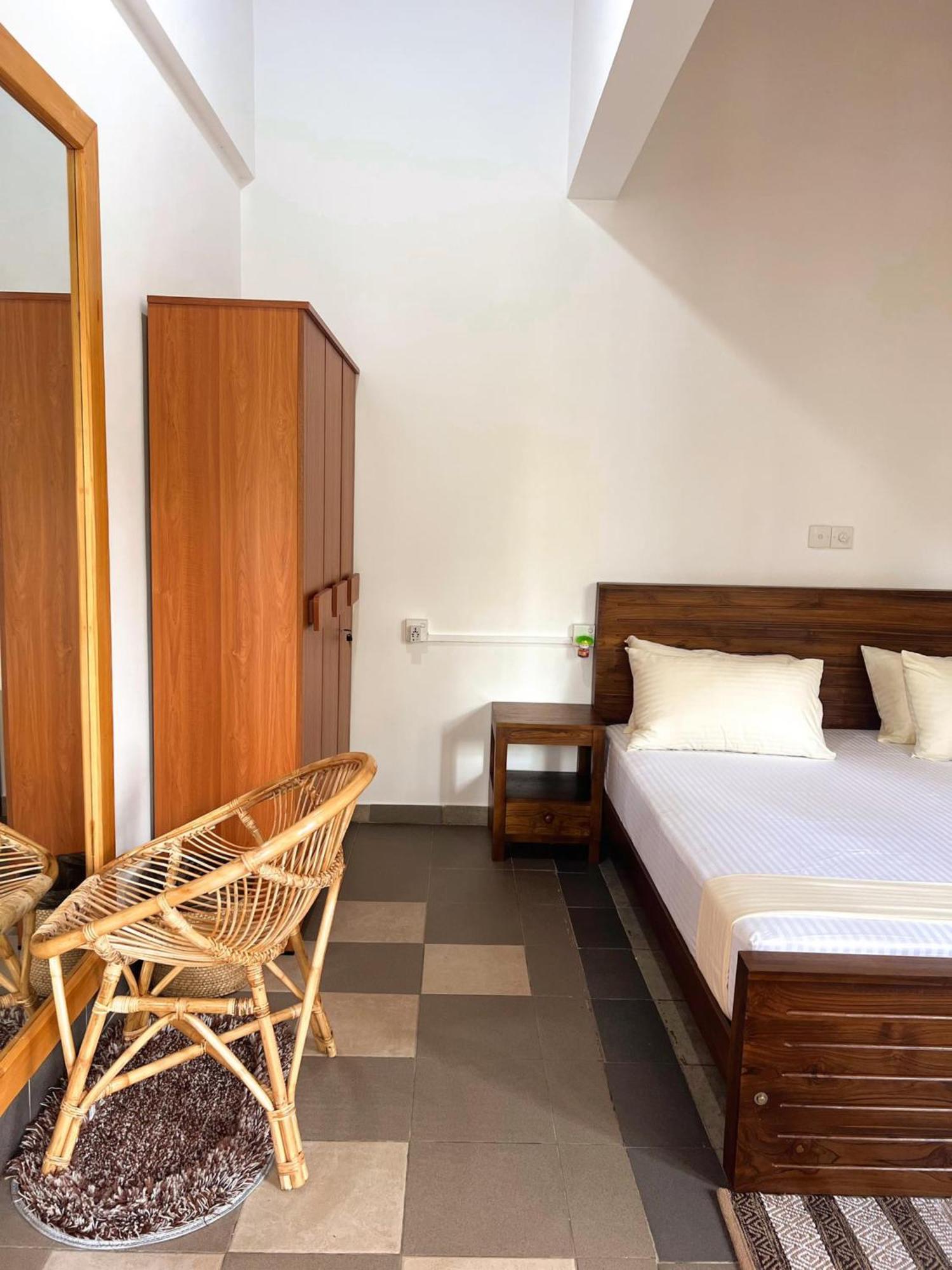 Hummus Hostel Hikkaduwa Luaran gambar