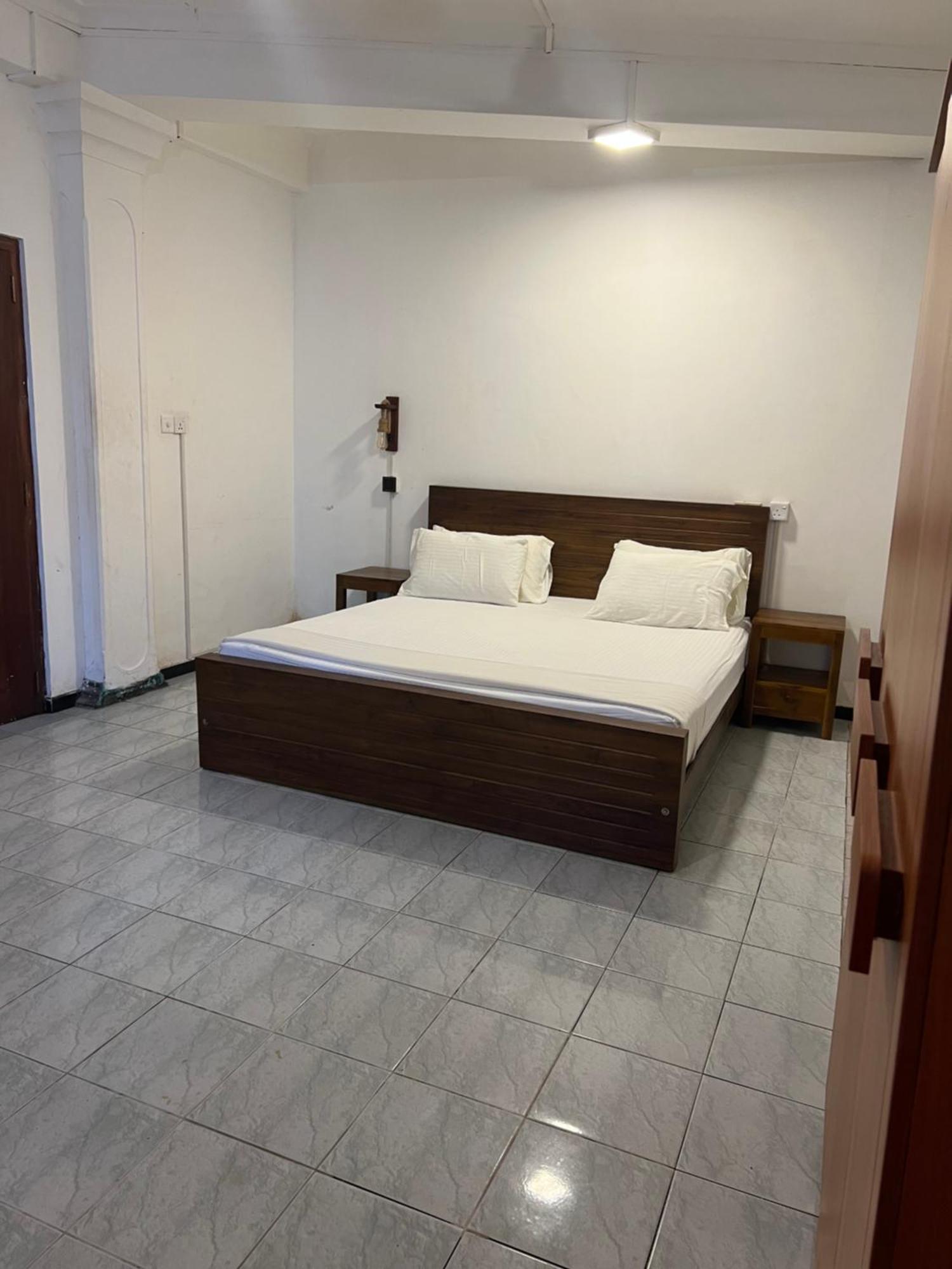Hummus Hostel Hikkaduwa Luaran gambar