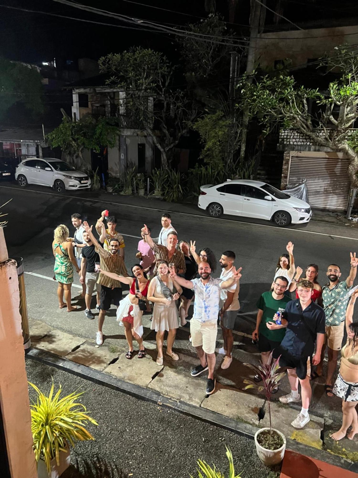 Hummus Hostel Hikkaduwa Luaran gambar